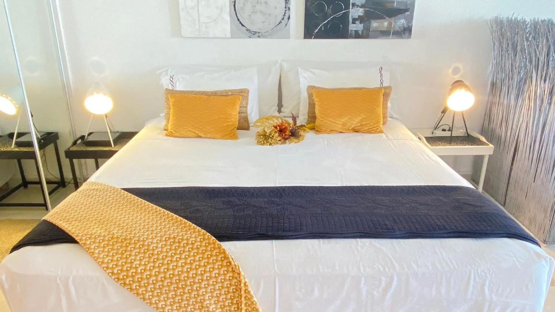Apartamento Excellence Suites Orient Beach Oceanview King-Size Beach Pool Parking Cul de Sac