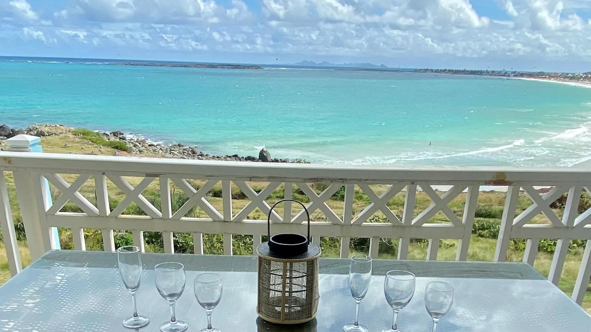 Excellence Suites Orient Beach Oceanview King-Size Beach Pool Parking Cul de Sac Sint Maarten