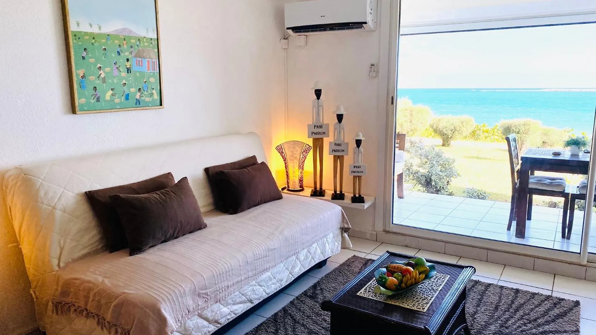 Apartment Excellence Suites Orient Beach Oceanview King-Size Beach Pool Parking Cul de Sac Sint Maarten/Saint Martin